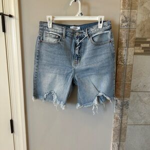 CELLO Bermuda shorts